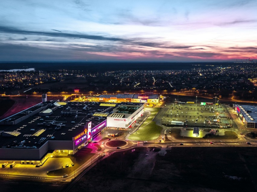 Wizualizacje rozbudowanego centrum handlowego Gemini Park...