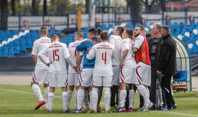 Cosmos Nowotaniec przegrał z MKS-em Trzebinia/Siersza