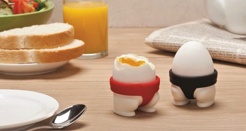 Zabawne kieliszki na jajka to oryginalny pomysł na prezent...