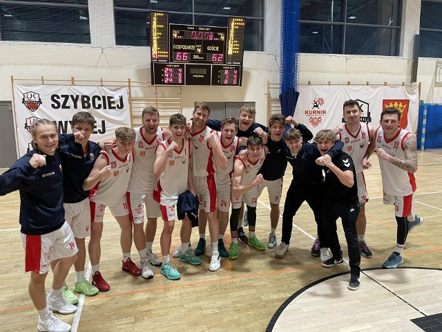 Koszykarze AZS UJK Kielce wygrali z Inter-bud Oknoplast Kraków.