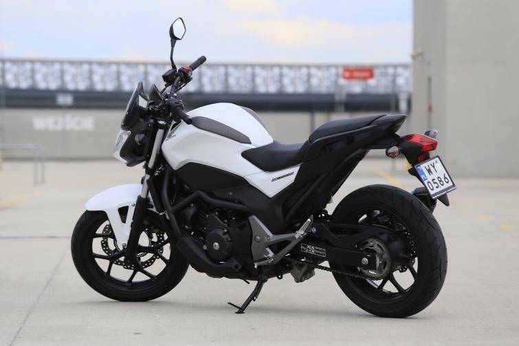 Testujemy: Honda NC750S DCT – poprawiony naked z automatem...