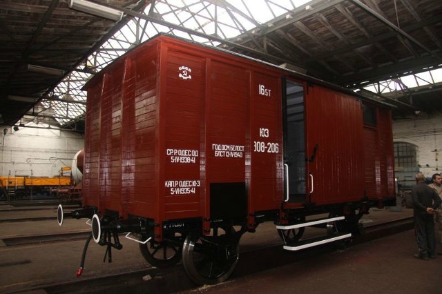 Wagon Tiepłuszka jest codziennie dostępny dla zwiedzających (w godzinach pracy Muzeum Wojska w Białymstoku). Wewnątrz przygotowano ekspozycję, pokazującą w jak nieludzkich warunkach odbywały się wywózki zesłańców na Sybir.