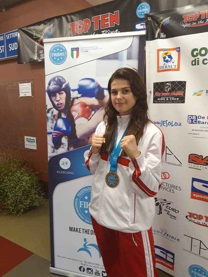 Kamila Dusza w Radomia jedzie z kadrą na mistrzostwa Europy w kick boxingu!