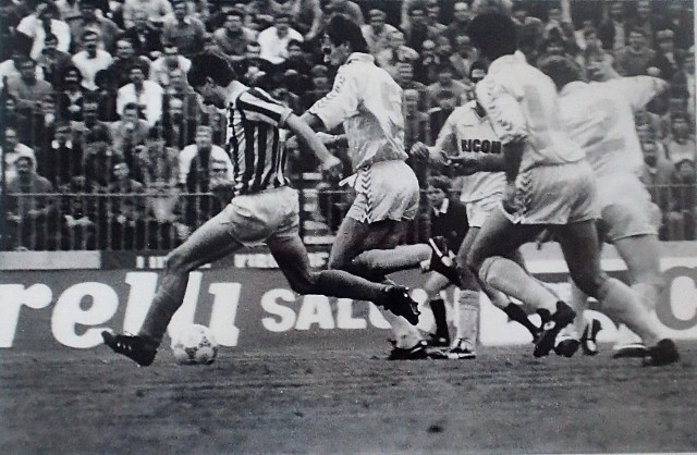 Marek Leśniak w meczu z Hellas Veroną.