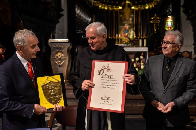 Bazylika Archikatedralna pw. Trójcy Świętej. Promocja "Pięcioksięgu" po kaszubsku:  Knéga Zôczątków, Knéga Wińdzeniô, Knéga Kapłańskô, Knéga Lëczb, Knéga Pòwtórzonégò Prawa