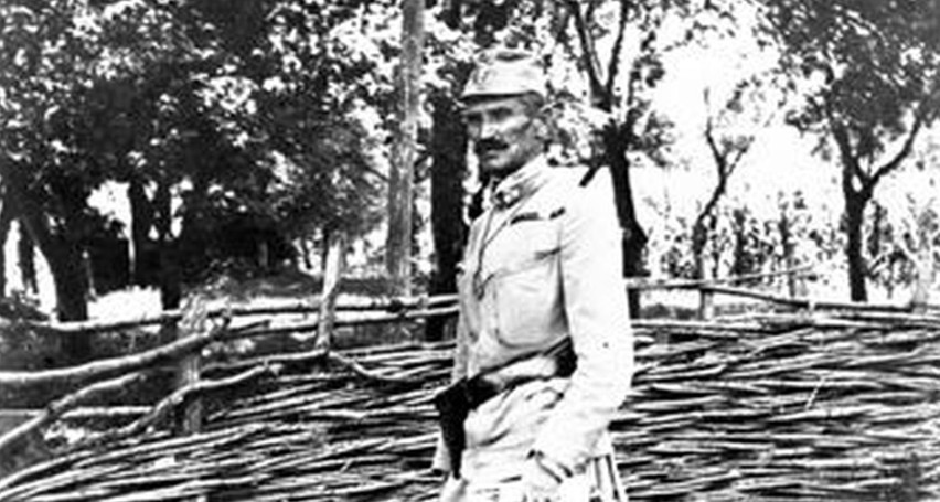 Pułkownik Zygmunt Zieliński na froncie, rok 1915.