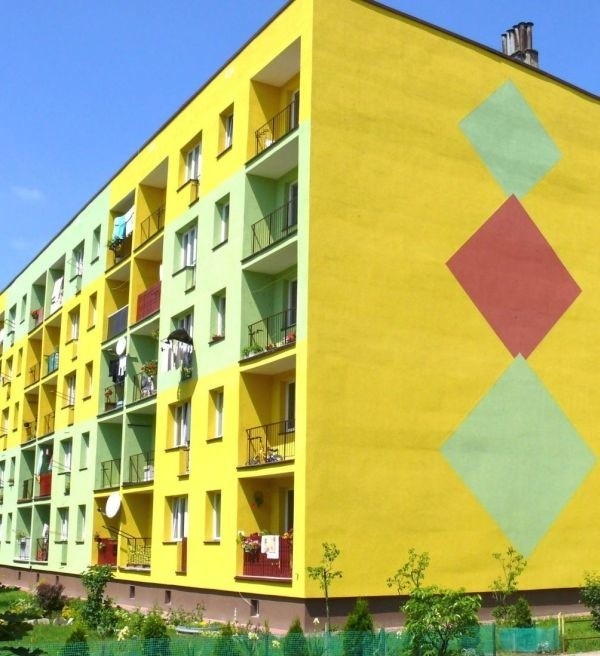 Kolorowe blok przy ulicy Żeromskiego.
