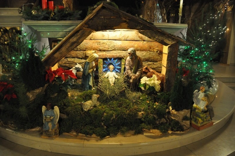 Szopka bożonarodzeniowa w kościele w Bodzanowicach
