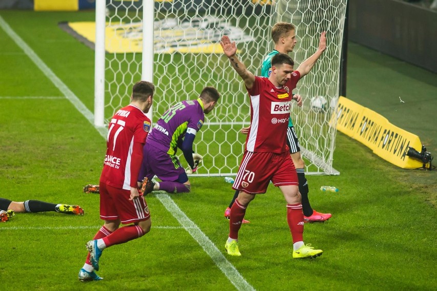 Piast Gliwice goni podium. Ile punktów zagwarantuje podium?