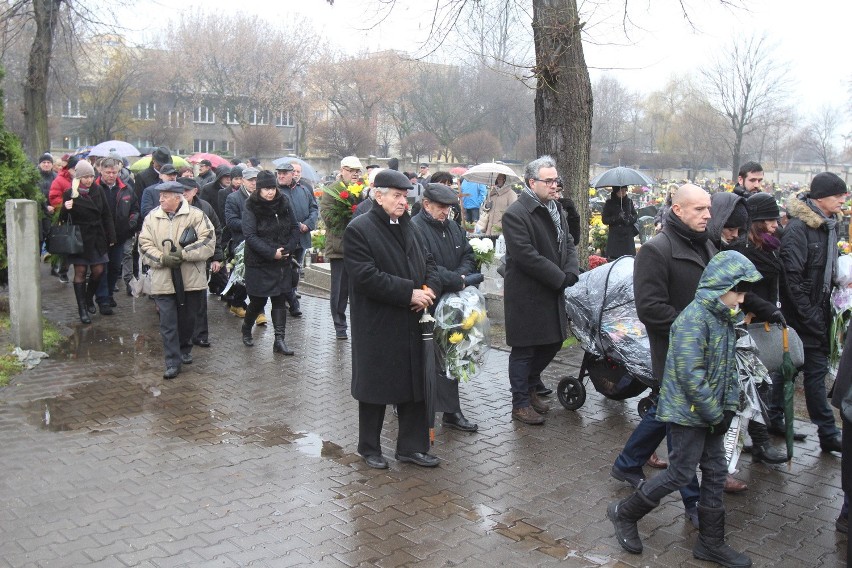 Pogrzeb Jerzego Cnoty. Wybitny śląski aktor spoczął na...