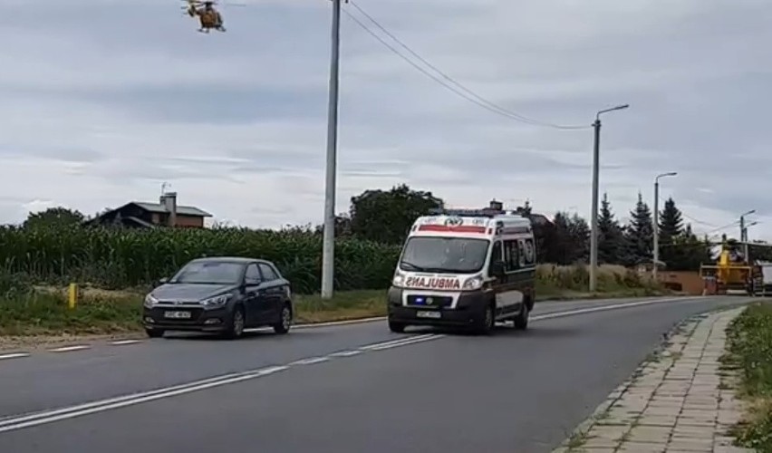 Koszmarny wypadek na DK45. Zginął ojciec i jego kilkumiesięczna córka. Osobówka zderzyła się z autobusem w Raciborzu. 