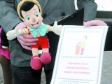"Pinokio" dla radnych, którzy oszukali wyborców