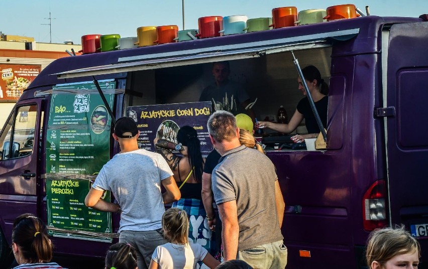 Do 12 września w Bydgoszczy odbywa się zlot food trucków....