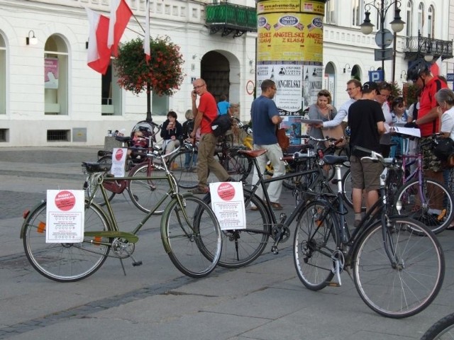 Już w najbliższy piątek, 3 czerwca o godzinie 18 z placu Konstytucji 3 Maja wyruszy Budżetowa Masa Krytyczna, czyli wspólny przejazd rowerzystów ulicami Radomia. Będzie można oddać głos na projekty rowerowe.