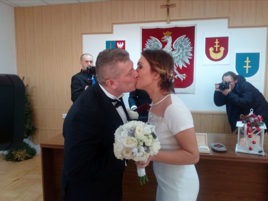 Zwycięzcy konkursu „Wesele Marzeń” wzięli ślub w Bielinach. Na weselu bawili się w Sandomierzu 
