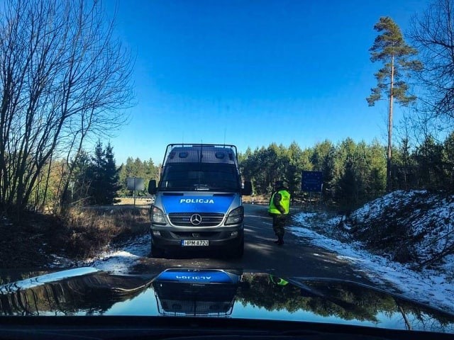 Kontrola graniczna na granicy Polska - Litwa. Policja, POSG...