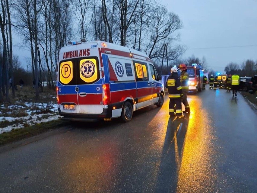 Gmina Czernichów. Zginął 64-letni kierowca. Po śmiertelnym wypadku policja i prokuratura prowadzą śledztwo