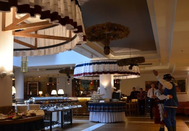 Trzy podkarpackie restauracje w „setce” najlepszych w PolsceWnętrze restauracji 'Wesele" w Hotelu Bristol Tradition&Luxury w Rzeszowie.