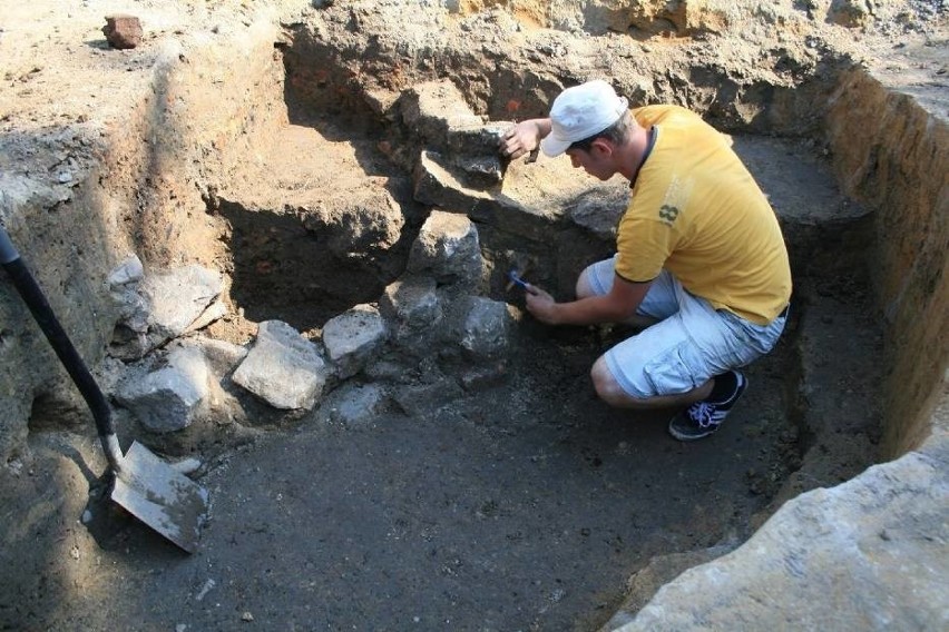 Archeolodzy mają doświadczenie w pracach  na terenie...