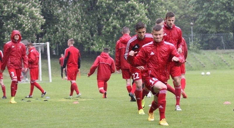 Piłkarze Górnika Zabrze trenowali w czwartek przed meczem z...