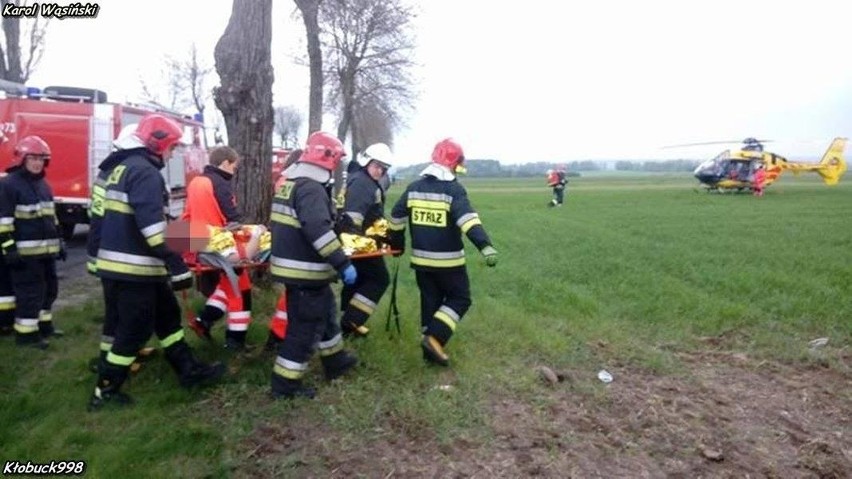 Groźny wypadek w miejscowości Przystajń. Samochód dachował....