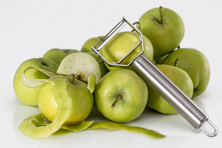 Ocet jabłkowy może działać jako naturalny środek...