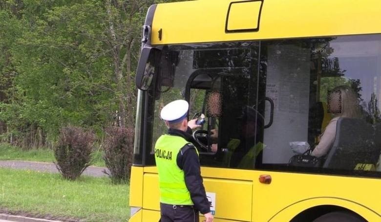 Pijany kierowca autobusu miejskiego w Rudzie Śląskiej. Miał ponad dwa promile. Jechał zygzakiem