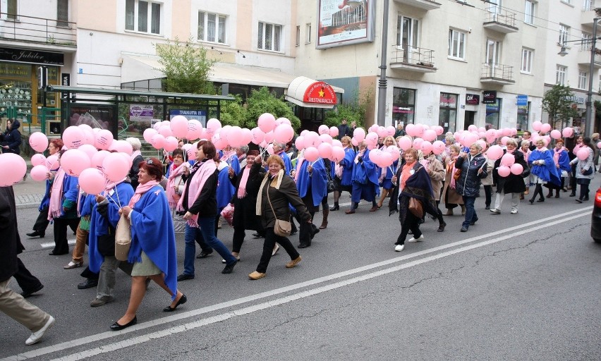 Marsz Różowej Wstążki w Gdyni, czyli profilaktyka nie boli [ZDJĘCIA]