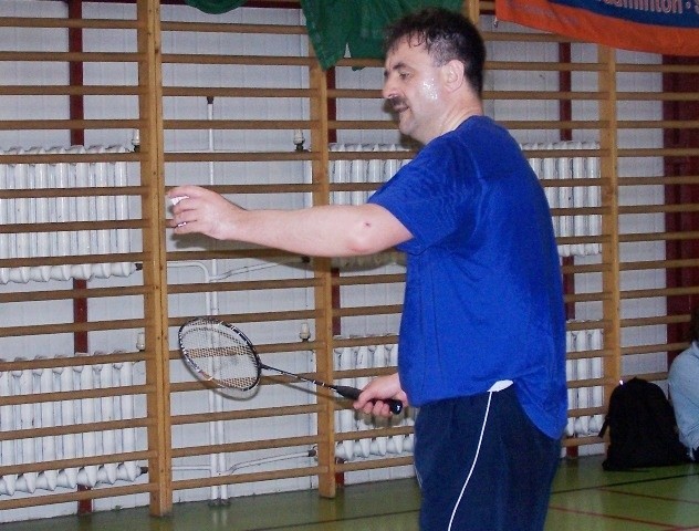 Pasją Bogdana Guni jest od wielu lat gra w badmintona, w której nadal odnosi spore sukcesy.