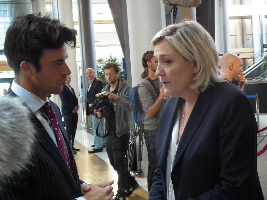 Absolutną gwiazdą jest Marine Le Pen, francuska...