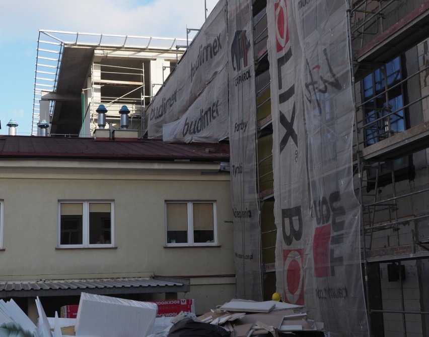 Lublin. Na jakim etapie jest budowa szpitala przy Staszica? Zobacz aktualny stan robót przy SPSK1 (NOWE ZDJĘCIA)