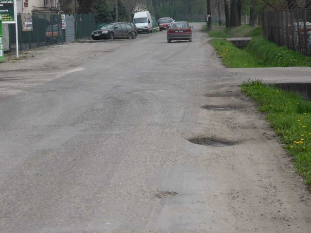 Droga Kościelec-Mniszów