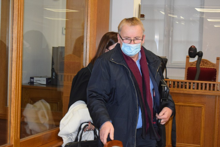 Waldemar Bonkowski znów przed sądem w sprawie znęcania się nad psem. Sąd powołał biegłego z zakresu behawiorystyki zwierząt