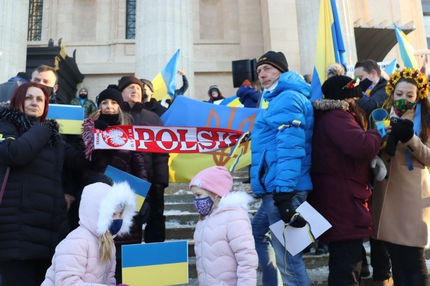 Wiec solidarności Ukraińców w Manitobie