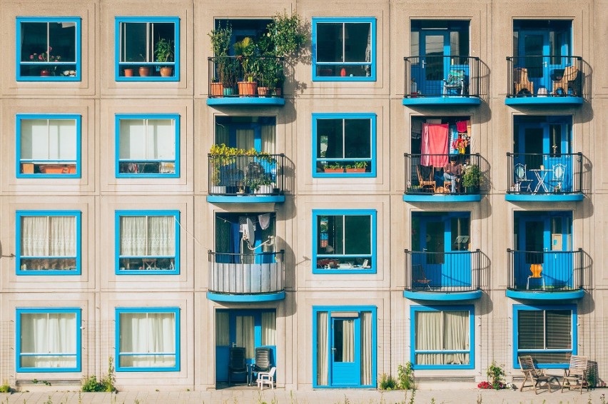 Piękne tarasy i balkony: zobacz najładniejsze, zielone balkony. Może coś Cię zainspiruje? [GALERIA]