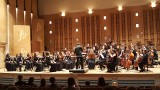 Koncert w filharmonii. Studencka Orkiestra Symfoniczna UMFC zagra przy Podleśnej. Dyryguje Krzysztof Jakub Kozakiewicz