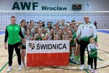 Siatkówka. Wrocław vs Świdnica - liga się zmienia, ale to jest stałe. Jak grają dolnośląskie talenty?