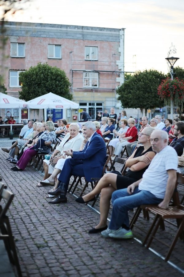 Szalom po raz kolejny na rynku w Czeladzi [ZDJĘCIA]