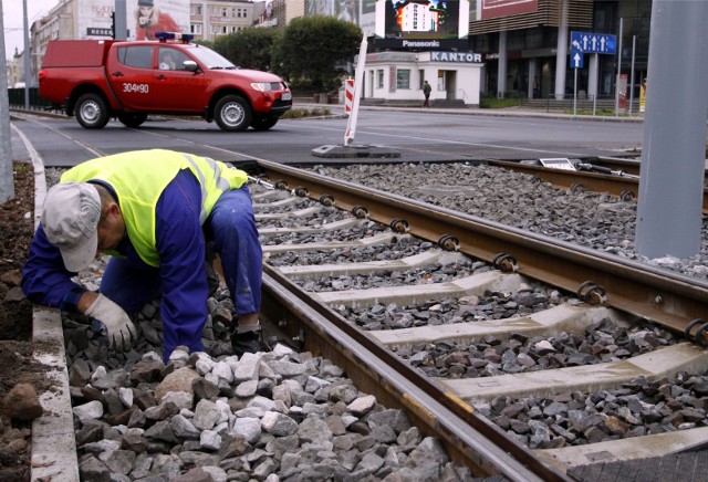 Na ulicy Grunwaldzkiej w Gdańsku (skrzyżowanie z Dmowskiego) naprawiane będą tory