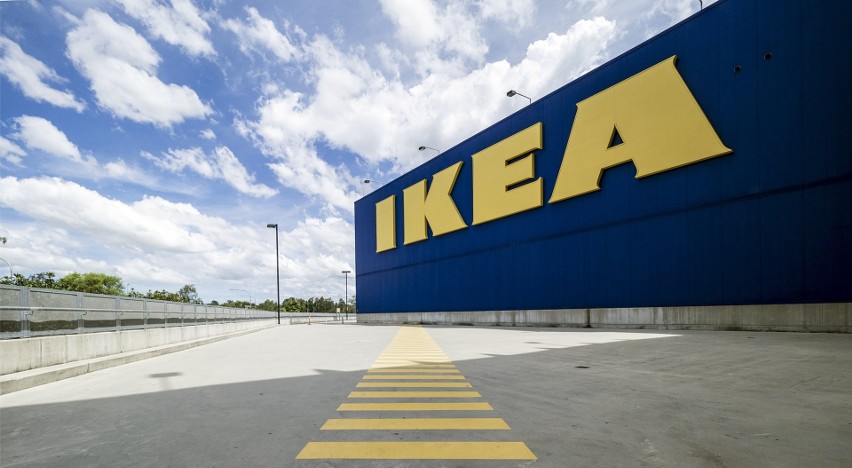 IKEA przekazuje tartak w Chociwlu polskiej firmie Biomasa Partner Group. To producent pelletu, brykietu i biomasy drzewnej