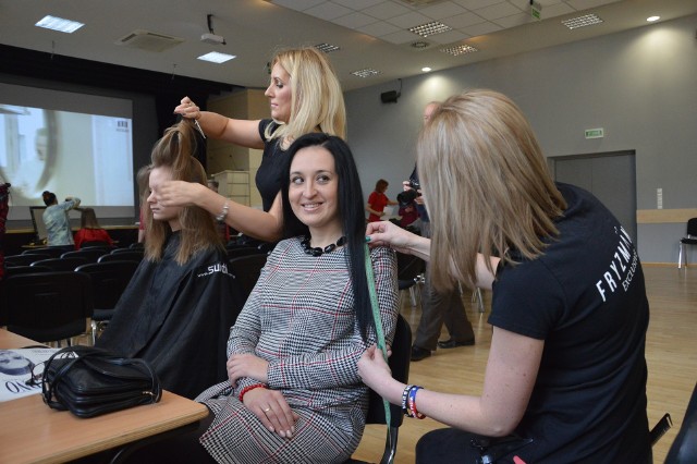 Tak było podczas pierwszej edycji akcji "Daj włos" w Zespole Szkół Ponadgimnazjalnych - Małopolskiej Szkole Gościnności