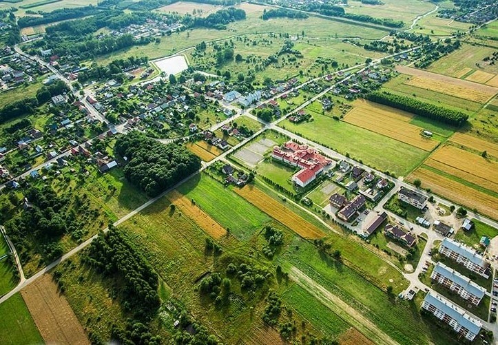 Urząd Gminy w Narewce. Prokuratura prowadzi śledztwo w sprawie nieprawidłowości w latach 2017-2018. Od dziewięciu miesięcy!