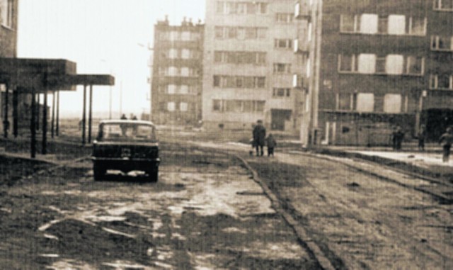 Rozkopane i ubłocone ulice były normą na przełomie lat 70. i 80.