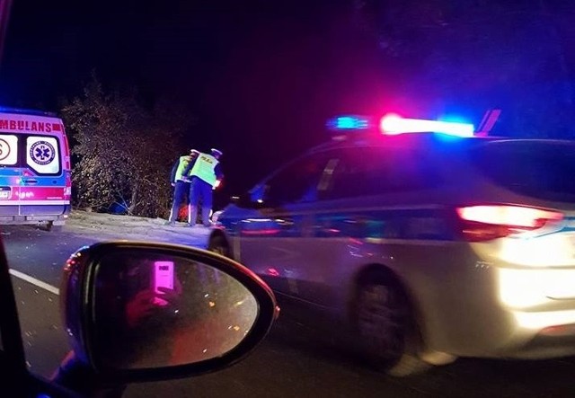 Wypadek w Katowicach na DK86. TIR spadł z wiaduktu