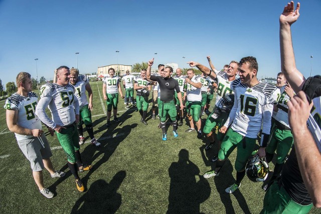 Green Ducks Radom odnieśli pierwsze zwycięstwo w sezonie 2017. Pokonali u siebie Aviators Mielec 58:6.