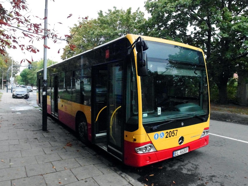 Kibole wybili szyby w autobusie. Konieczna interwencja policji