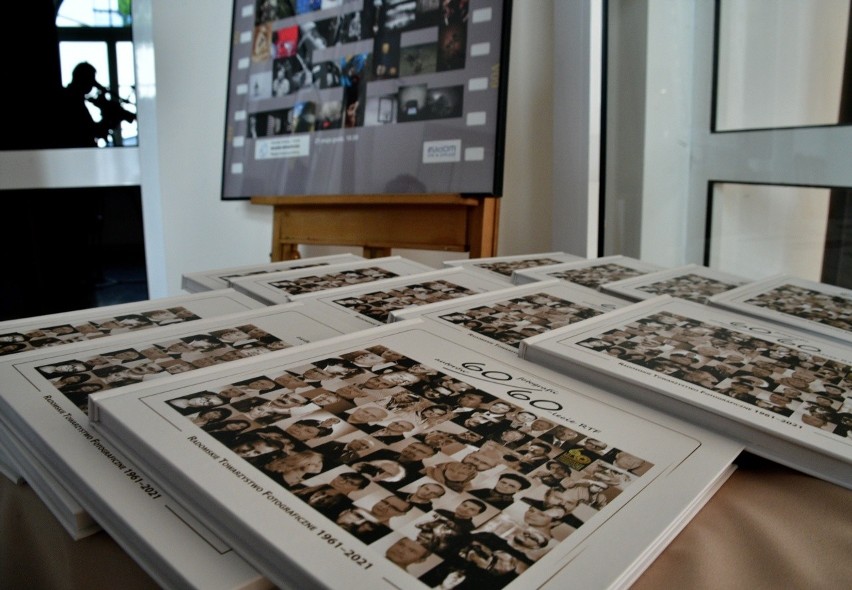 "60 fotografii na 60-lecie RTF" - Otwarcie wystawy fotograficznej w radomskiej Resursie - zobacz zdjęcia 