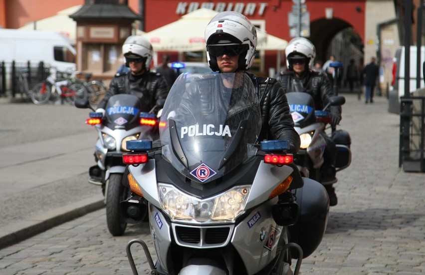 Policja: Motocykliści to mistrzowie prostej. Tam każdy potrafi dodać gazu