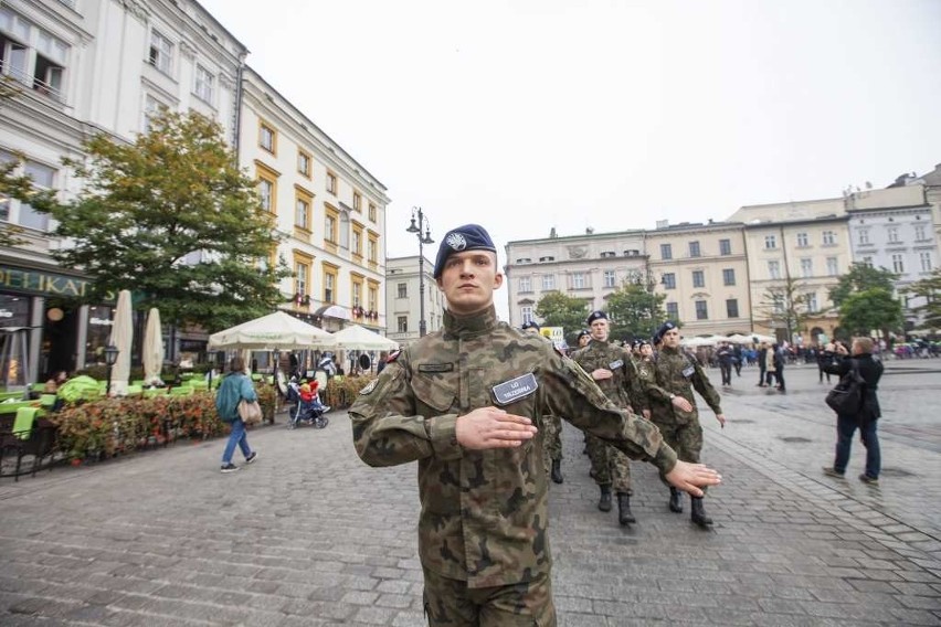 Tysiące uczniów zjechało do Krakowa [ZDJĘCIA]