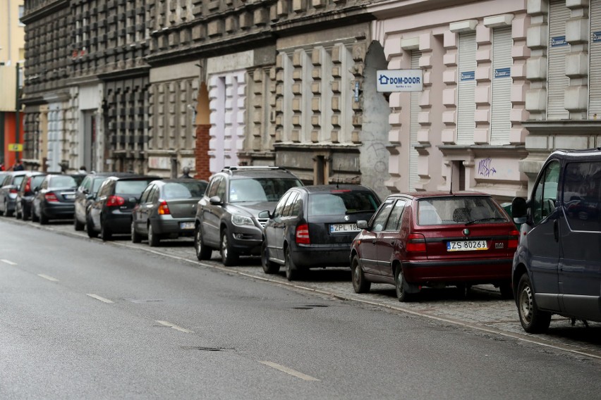 Za parkowanie trzeba płacić wówczas, gdy na ulicy jest znak...